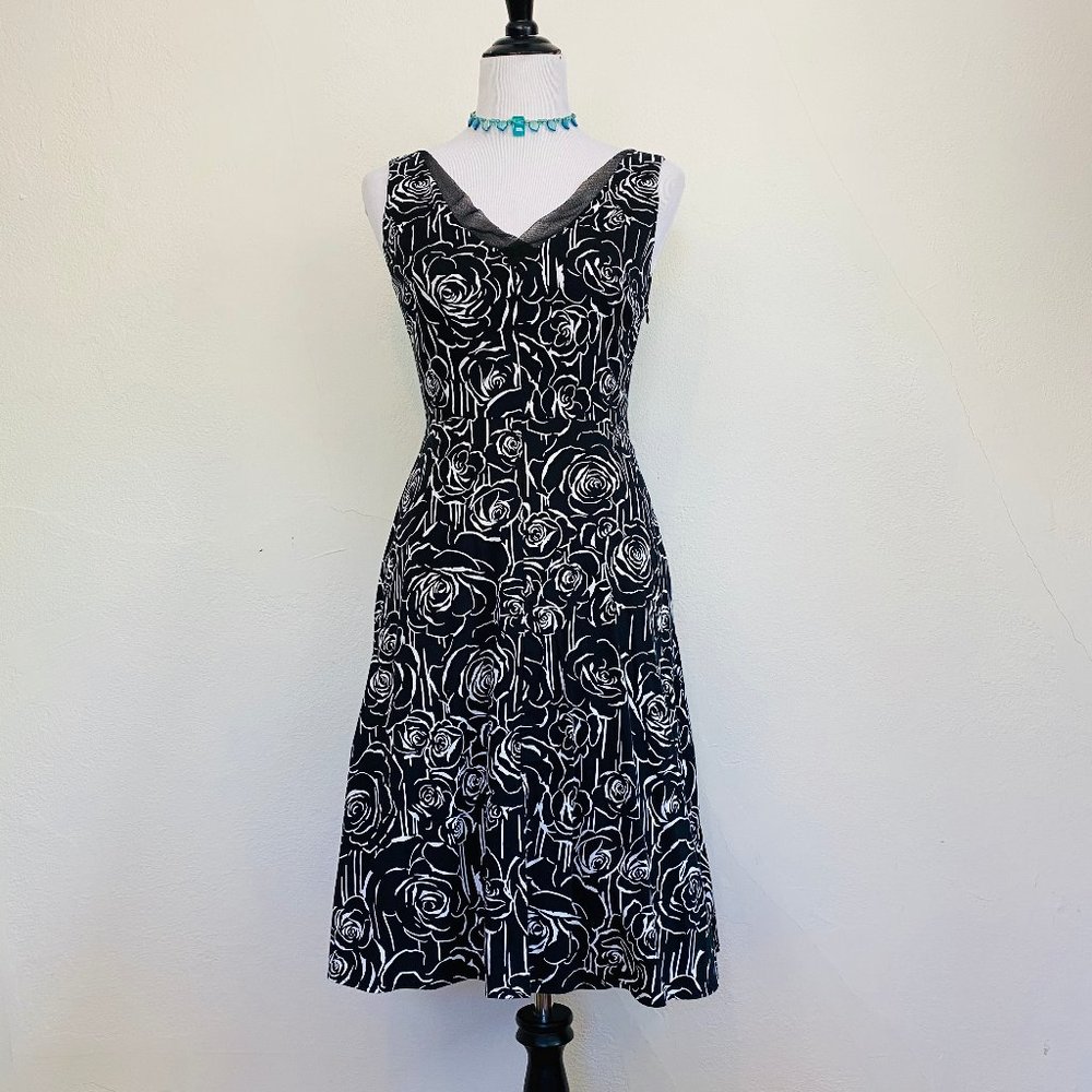 White House Black Market Floral Cocktail Dress
